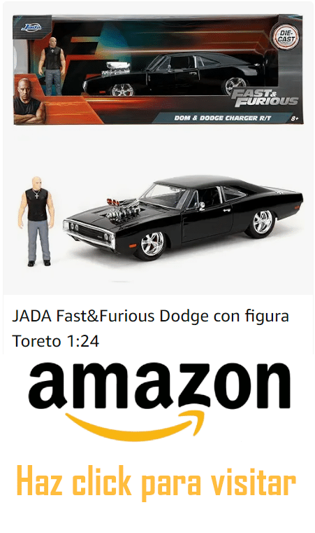 Imagen de un coche modelo Dodge Charger R/T de 1970 de la serie Fast & Furious, fabricado por Jada. El coche es negro con detalles cromados y viene acompañado de una figura de Toretto. Es un modelo a escala 1:24 con neumáticos de goma y puertas, capó y maletero que se abren. La imagen incluye el logotipo de Amazon y un botón que dice ‘Haz click para visitar’, indicando que es un enlace de compra en línea.