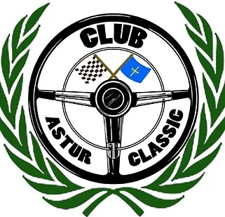 Emblema circular verde con un círculo interior blanco que contiene el texto ‘Club Astur Classic’ en la parte inferior, rodeado por un motivo de corona de laurel verde.