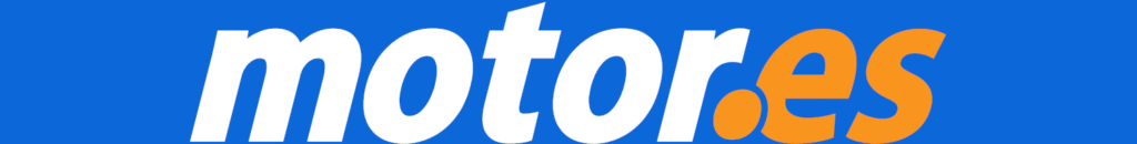 Logo de motor.es con la palabra ‘motor.es’ en minúsculas, con el punto en color naranja sobre un fondo azul.
