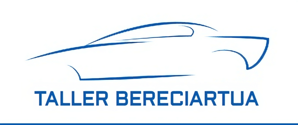 Claro, aquí tienes: El logotipo muestra el contorno estilizado de un automóvil en color azul, con líneas simples y elegantes que sugieren la forma de un coche deportivo. Debajo del dibujo, en letras mayúsculas azules, se encuentra el texto "TALLER BERECIARTUA". Este logotipo es relevante porque representa un taller de reparación de automóviles, y el diseño del coche estilizado sugiere profesionalismo y especialización en vehículos.