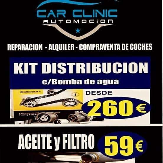 Publicidad de servicios automotrices. En la parte superior, el nombre “CAR CLINIC AUTOMOCION” con un logo que incluye un coche y dos llaves inglesas. Debajo, tres secciones que anuncian diferentes servicios: “REPARACION - ALQUILER - COMPRAVENTA DE COCHES”. La sección central anuncia un “KIT DISTRIBUCION c/Bomba de agua” desde 260 euros. La sección inferior ofrece “ACEITE Y FILTRO” por 59 euros.