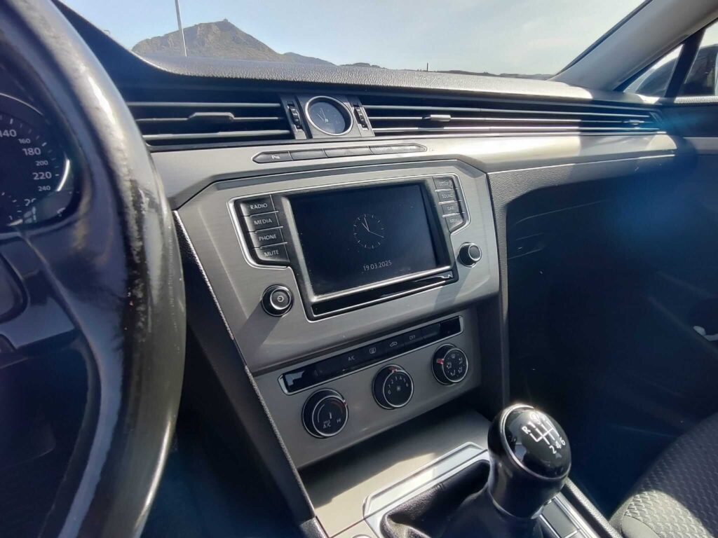 Volkswagen Passat usado en Jaén