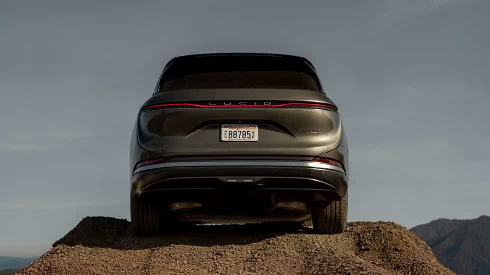Lucid Gravity SUV Chino