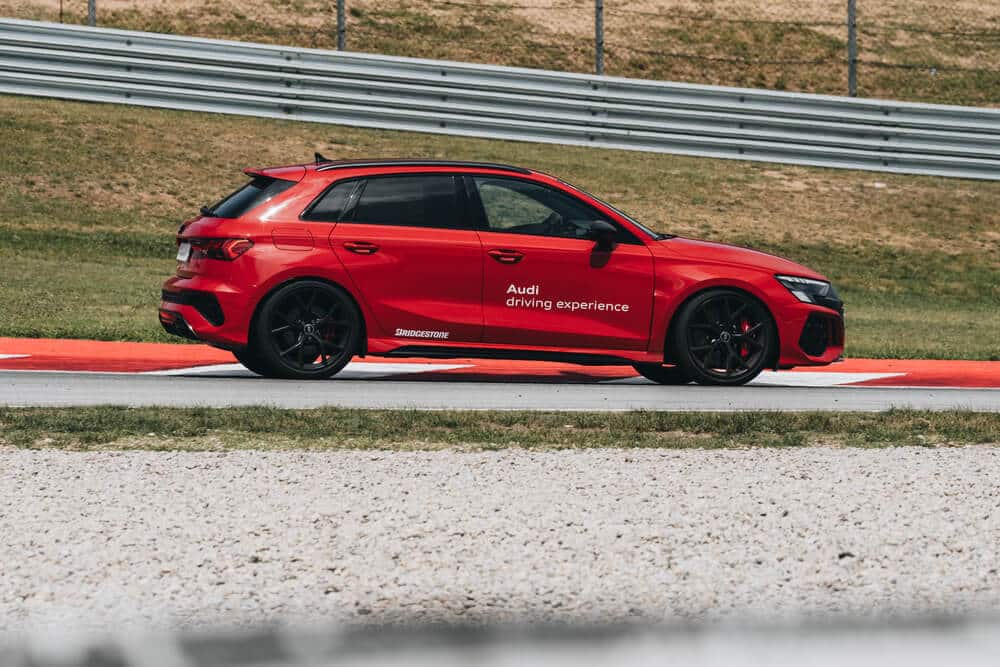 AUDI DRIVING EXPERIENCE REGRESA A LOS CIRCUITOS - Audi A3 rojo