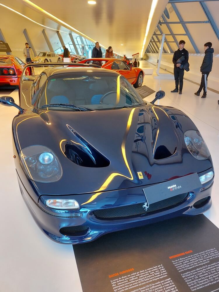 Ferrari F50 azul