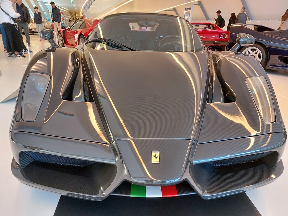Frontal Ferrari Enzo
