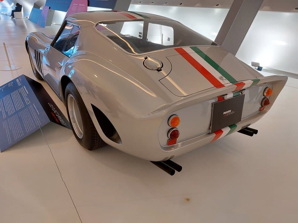 Trasera del Ferrari 250 GTO